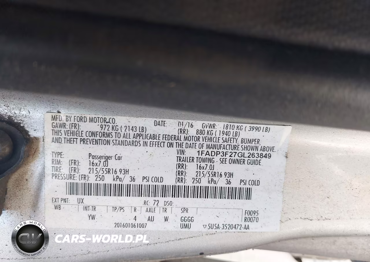 2016 Ford Focus Se VIN:1FADP3F27GL263849 - 9