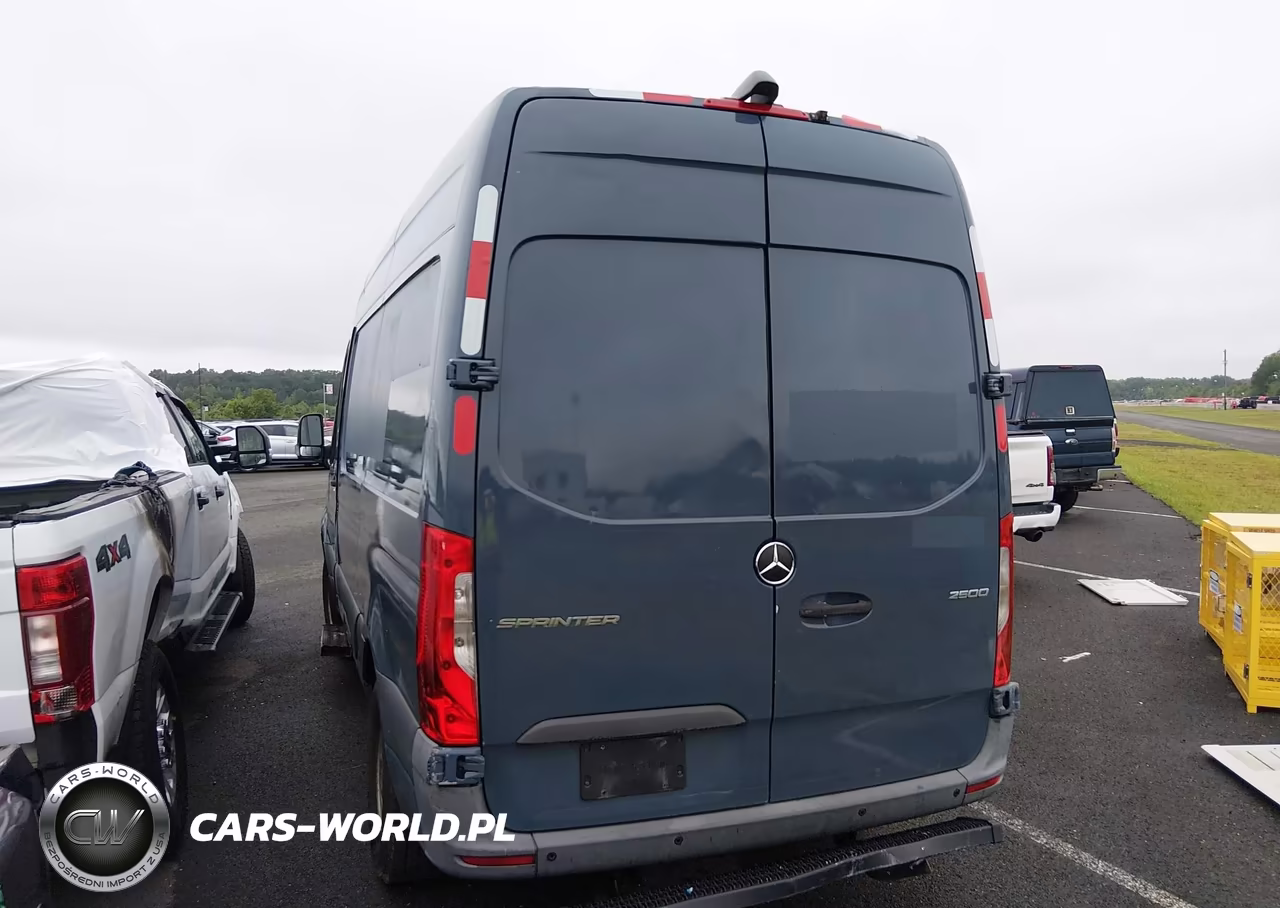 2019 Mercedes-Benz Sprinter 2500 Standard Roof V6 VIN:WD4PF0CD1KT004495 - 3