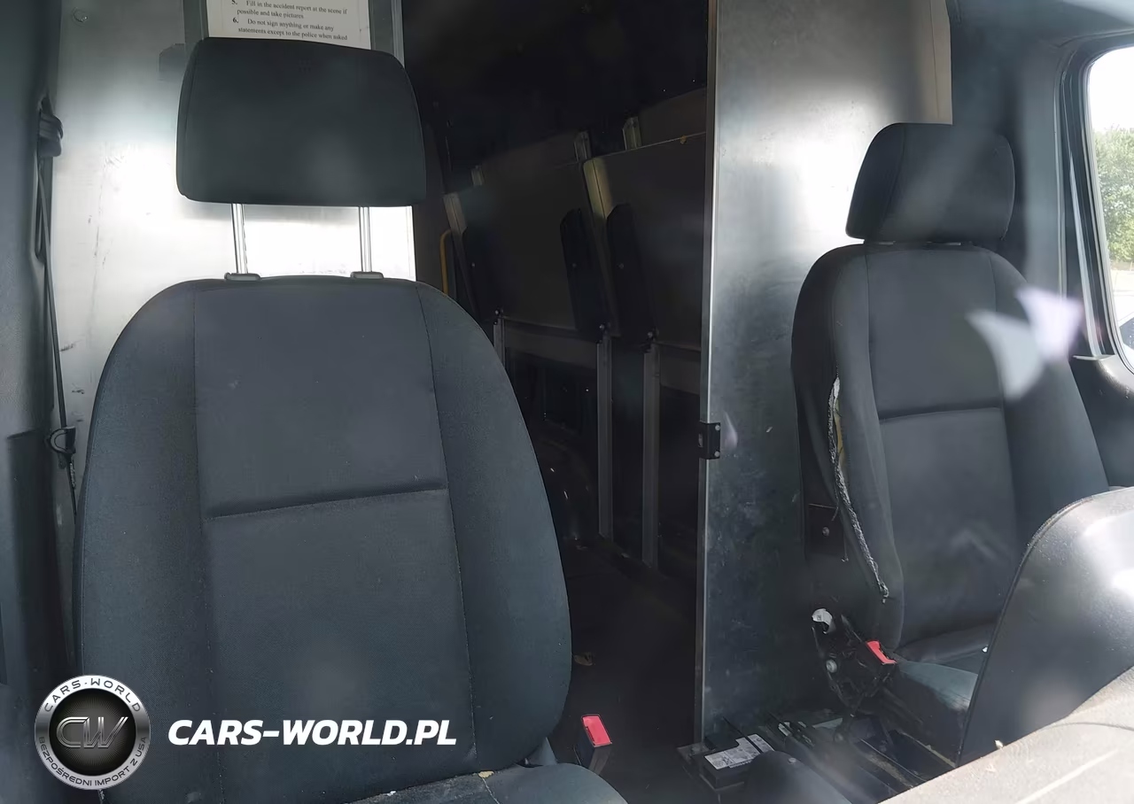 2019 Mercedes-Benz Sprinter 2500 Standard Roof V6 VIN:WD4PF0CD1KT004495 - 5