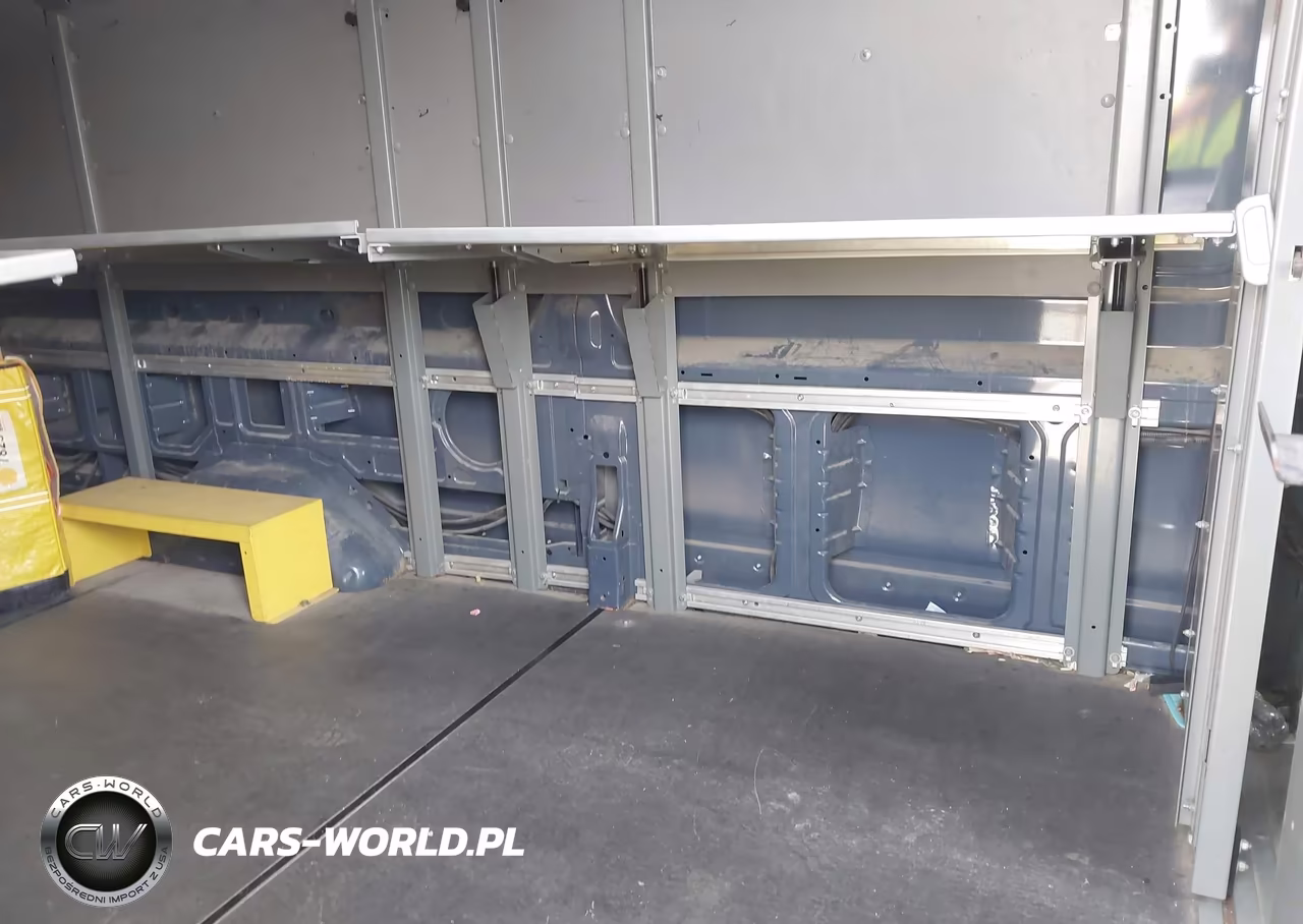 2019 Ford Transit-250 VIN:1FTYR3XM8KKB73761 - 8
