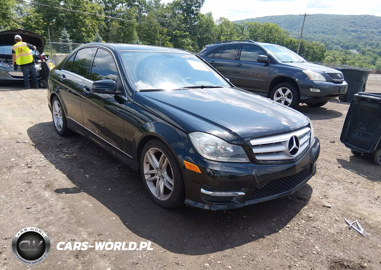 2012 Mercedes-Benz C 300 Sport 4Matic – zdjęcie 1 z 11