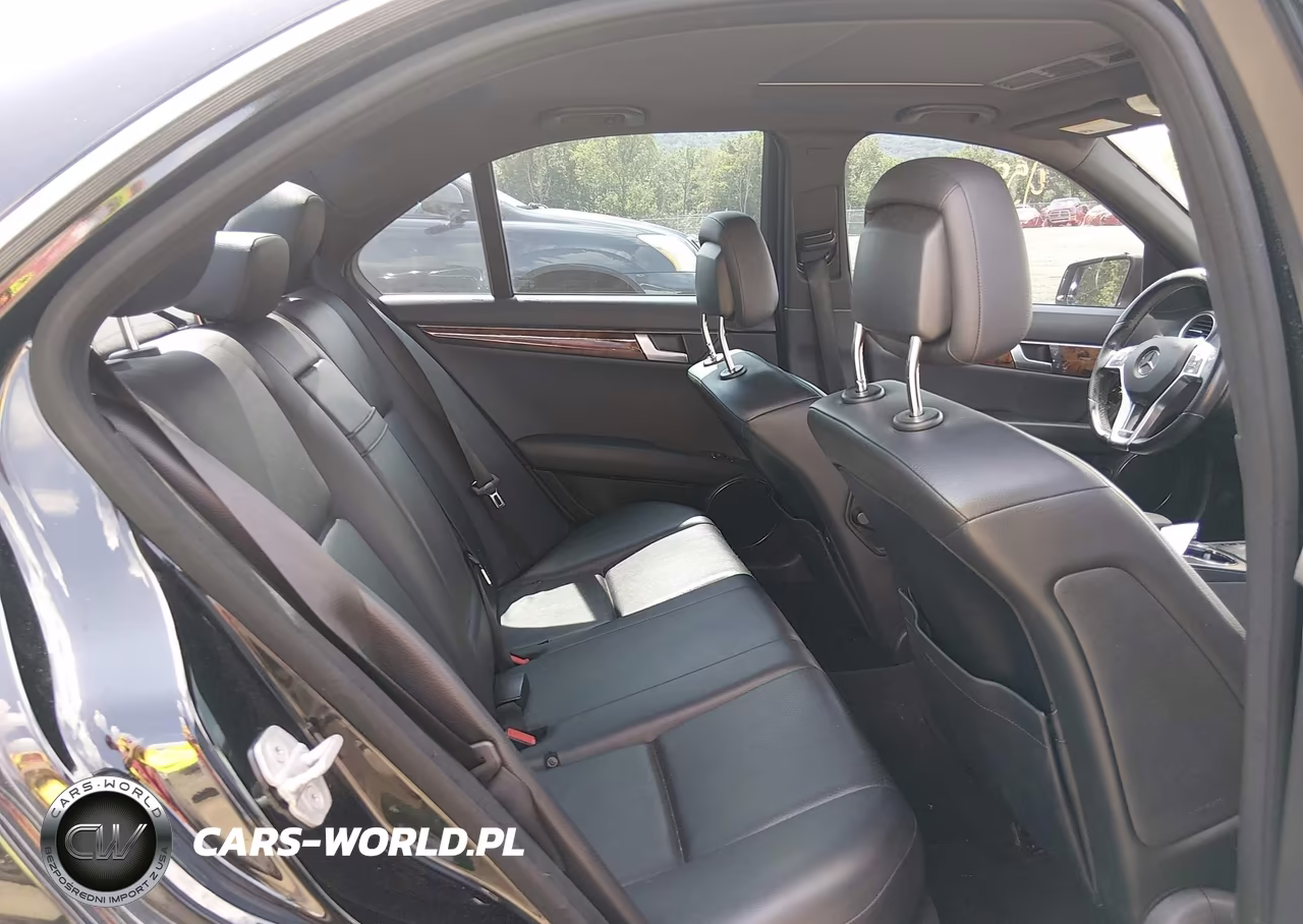 2012 Mercedes-Benz C 300 Sport 4Matic VIN:WDDGF8BB8CR232488 - 8