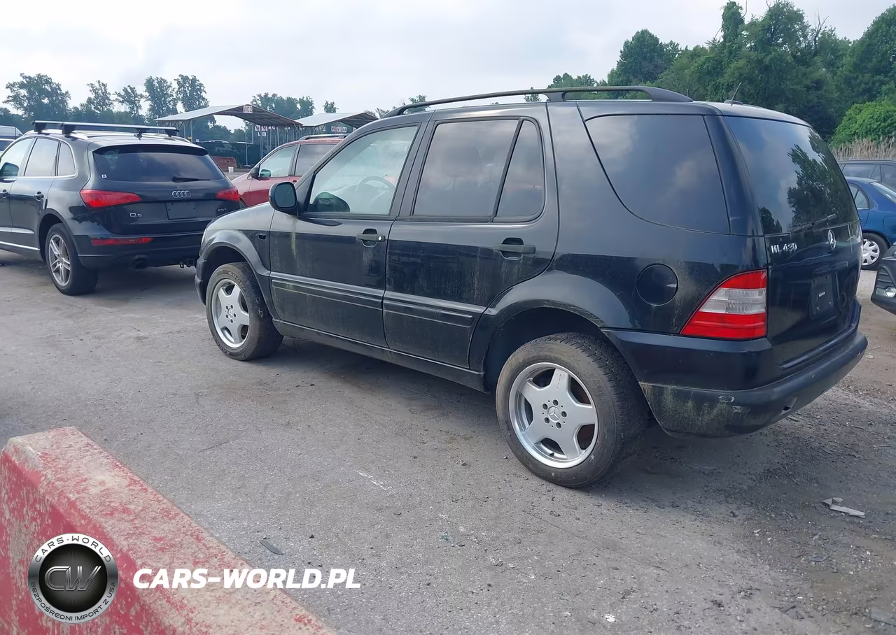 2000 Mercedes-Benz Ml 430 VIN:4JGAB72E8YA193497 - 3
