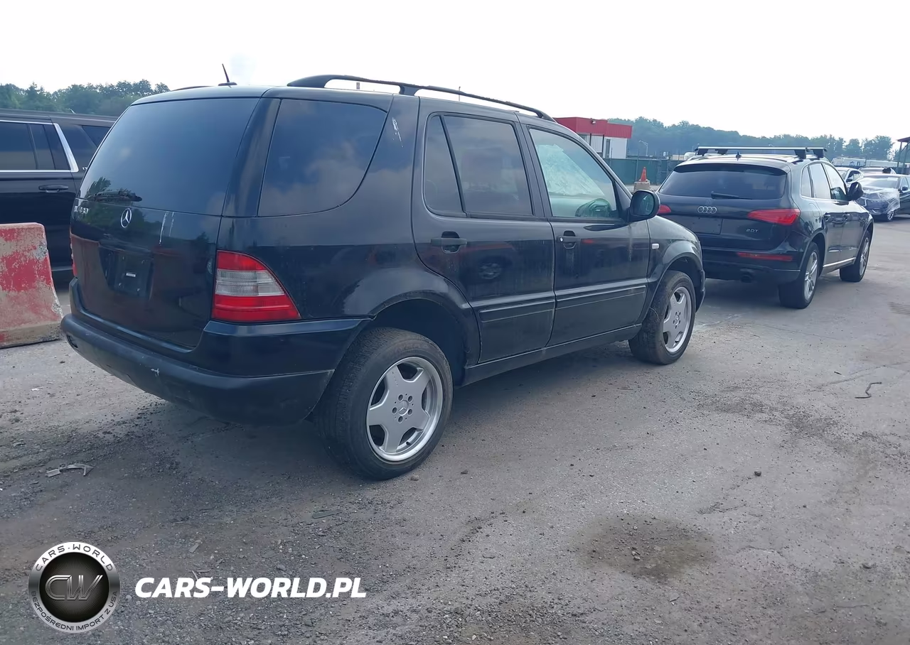 2000 Mercedes-Benz Ml 430 VIN:4JGAB72E8YA193497 - 4