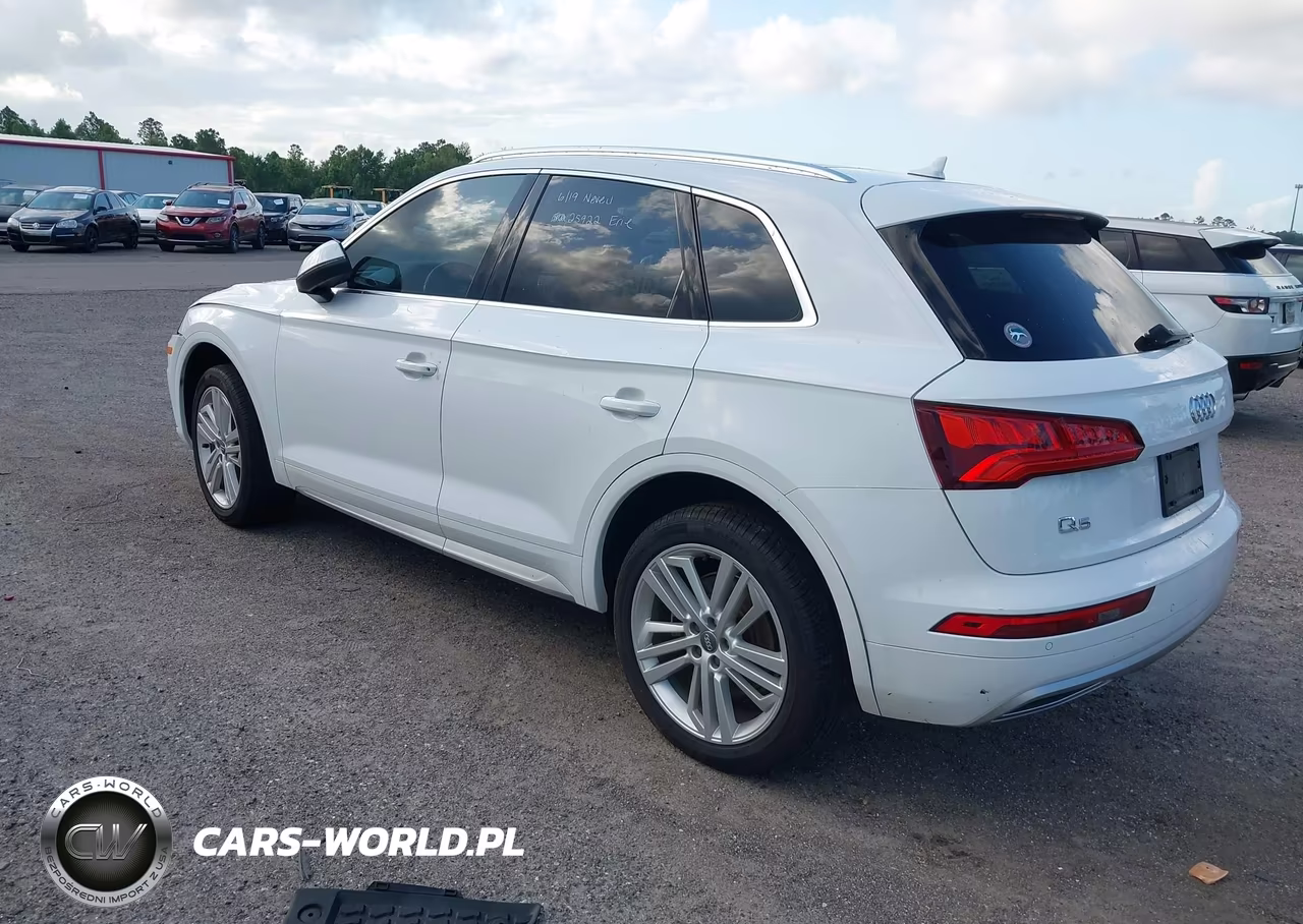 2018 Audi Q5 2.0T Premium-2.0T Tech Premium VIN:WA1BNAFY4J2021835 - 3