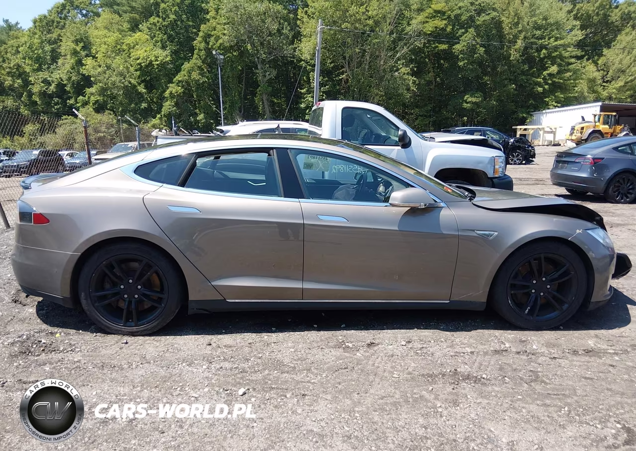2015 Tesla Model S 70D-85D-P85D VIN:5YJSA1H23FF089204 - 11