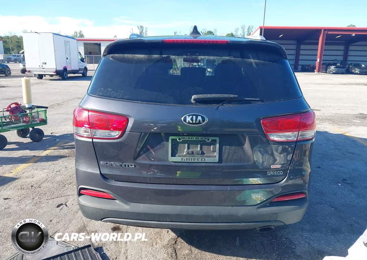2018 Kia Sorento 2.4L Lx VIN:5XYPG4A39JG389775 - 16