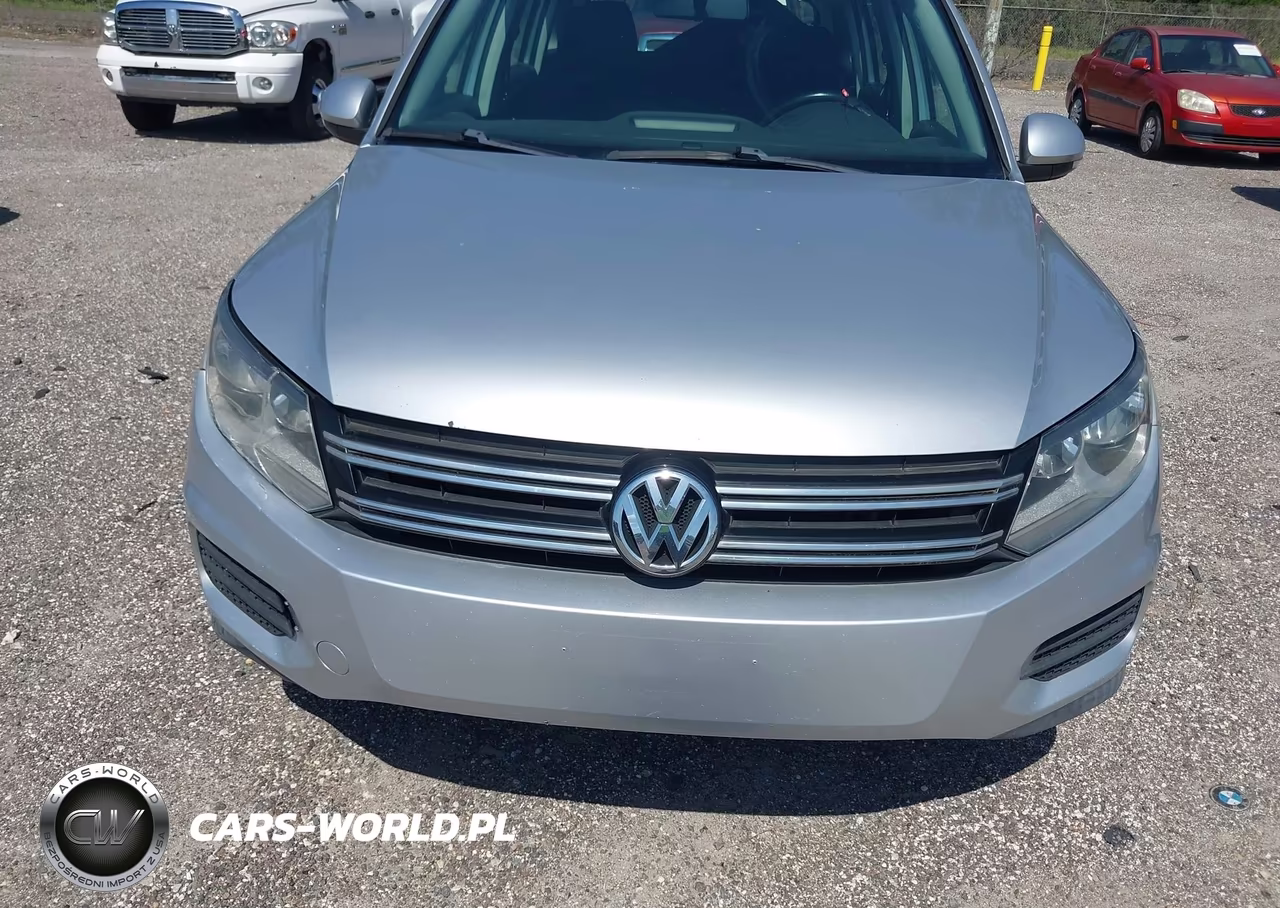 2015 Volkswagen Tiguan S VIN:WVGAV7AX0FW547202 - 6