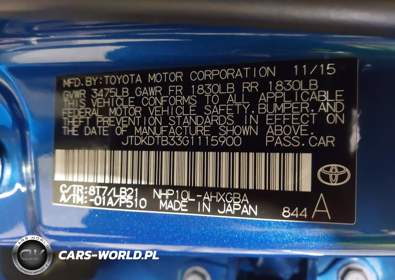 2016 Toyota Prius C Four VIN:JTDKDTB33G1115900 - 9