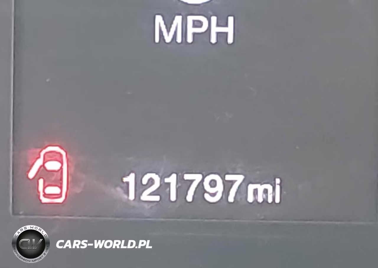 2017 Jeep Renegade Latitude 4X4 VIN:ZACCJBBB1HPG10385 - 15
