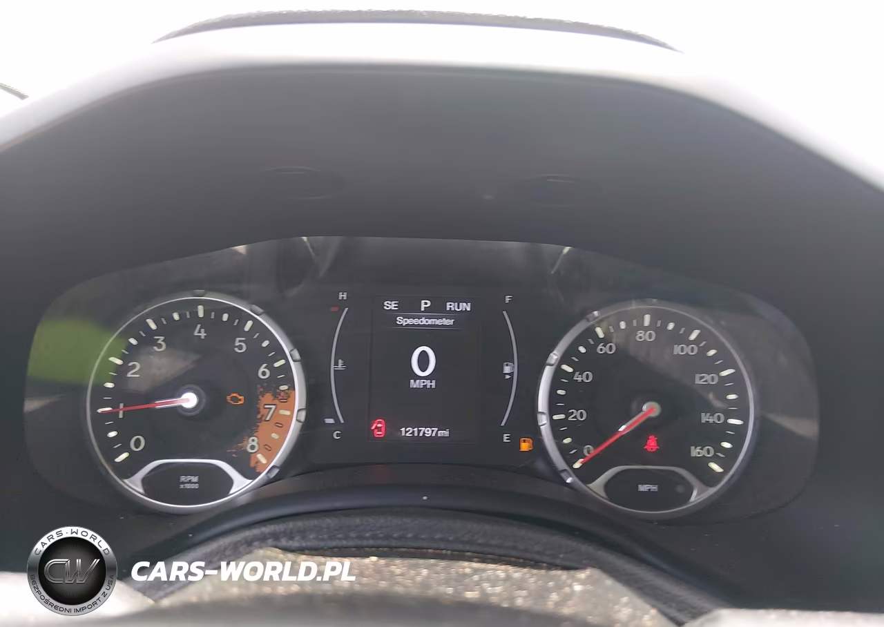 2017 Jeep Renegade Latitude 4X4 VIN:ZACCJBBB1HPG10385 - 7