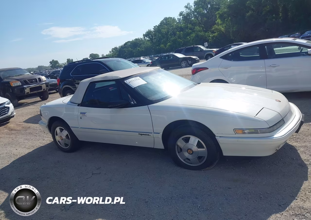 1990 Buick Reatta VIN:1G4EC33C0LB905444 - 13