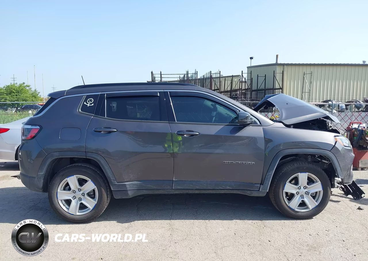 2022 Jeep Compass Latitude 4X4 VIN:3C4NJDBB2NT152882 - 13