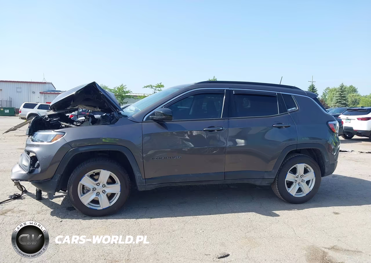 2022 Jeep Compass Latitude 4X4 VIN:3C4NJDBB2NT152882 - 14