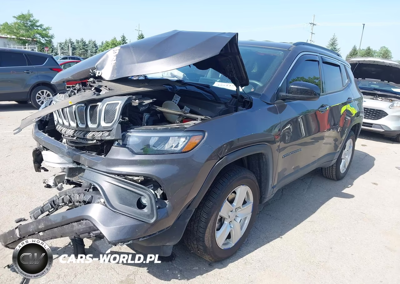 2022 Jeep Compass Latitude 4X4 VIN:3C4NJDBB2NT152882 - 2
