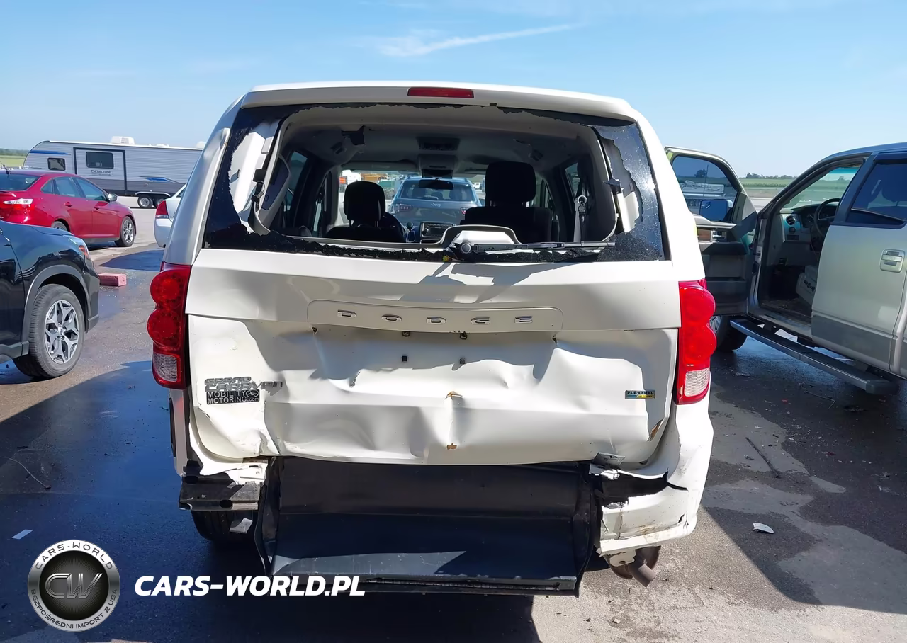 2012 Dodge Grand Caravan Sxt VIN:2C4RDGCG4CR154413 - 16