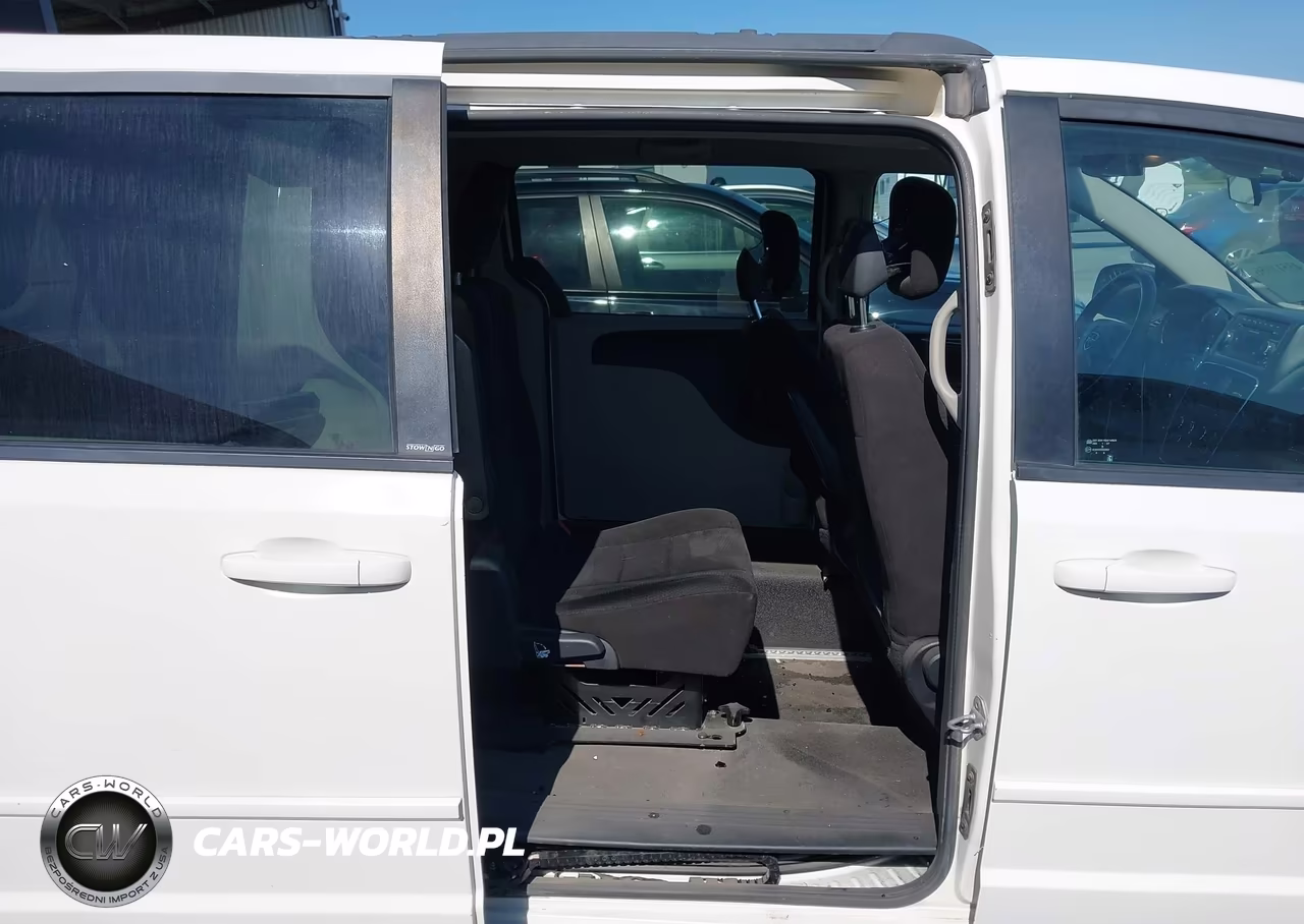 2012 Dodge Grand Caravan Sxt VIN:2C4RDGCG4CR154413 - 8