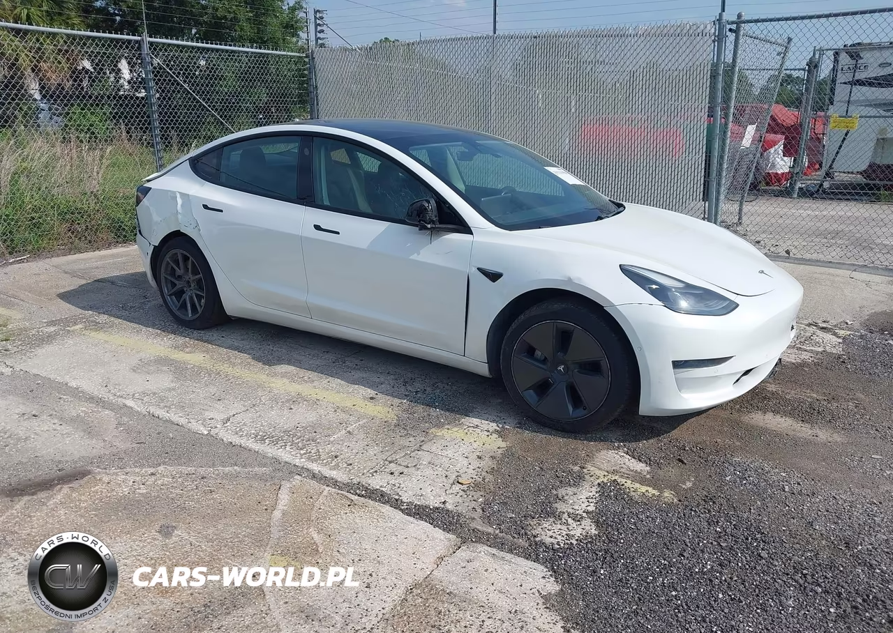 2021 Tesla Model 3 Standard Range Plus Rear-Wheel Drive – zdjęcie 1 z 21