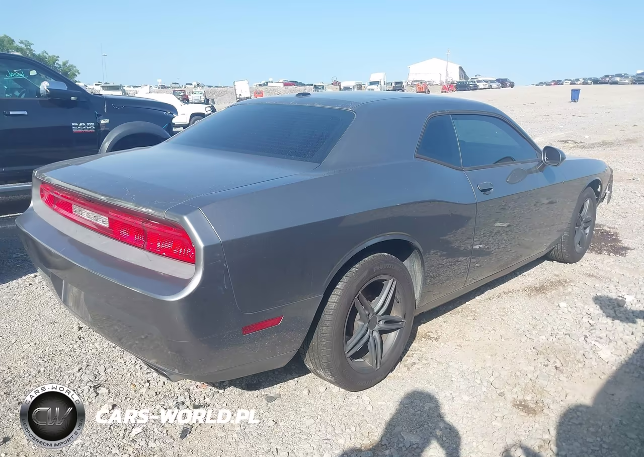 2012 Dodge Challenger Sxt VIN:2C3CDYAG6CH291555 - 4
