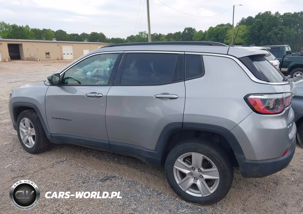 2022 Jeep Compass Latitude 4X4 VIN:3C4NJDBB7NT102155 - 14