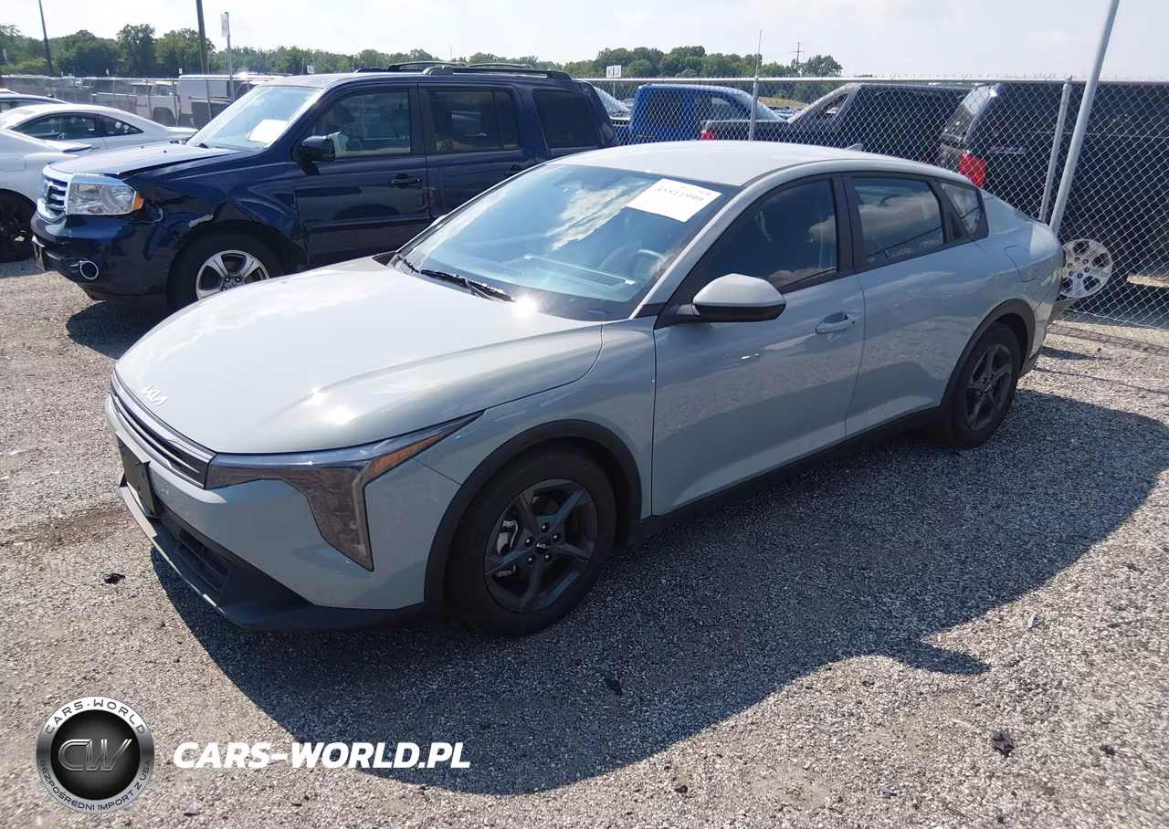2026 Kia K4 Lxs VIN:3KPFT4DE6TE266326 - 2