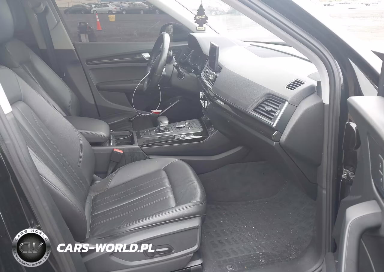 2020 Audi Q5 Premium 45 Tfsi Quattro S Tronic-Titanium Premium 45 Tfsi Quattro S Tronic VIN:WA1ANAFY7L2065763 - 5