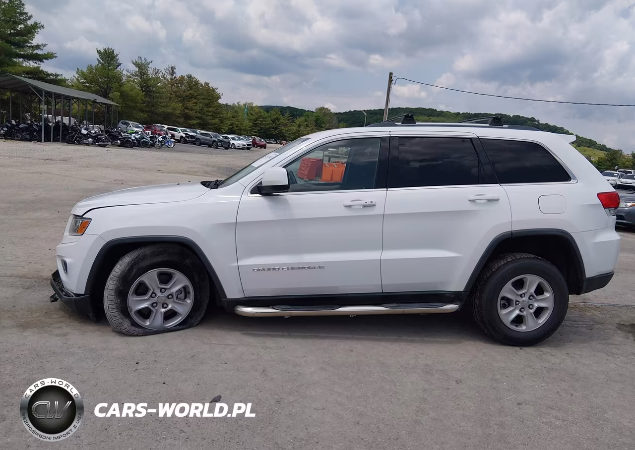 2014 Jeep Grand Cherokee Laredo VIN:1C4RJFAG6EC474009 - 15