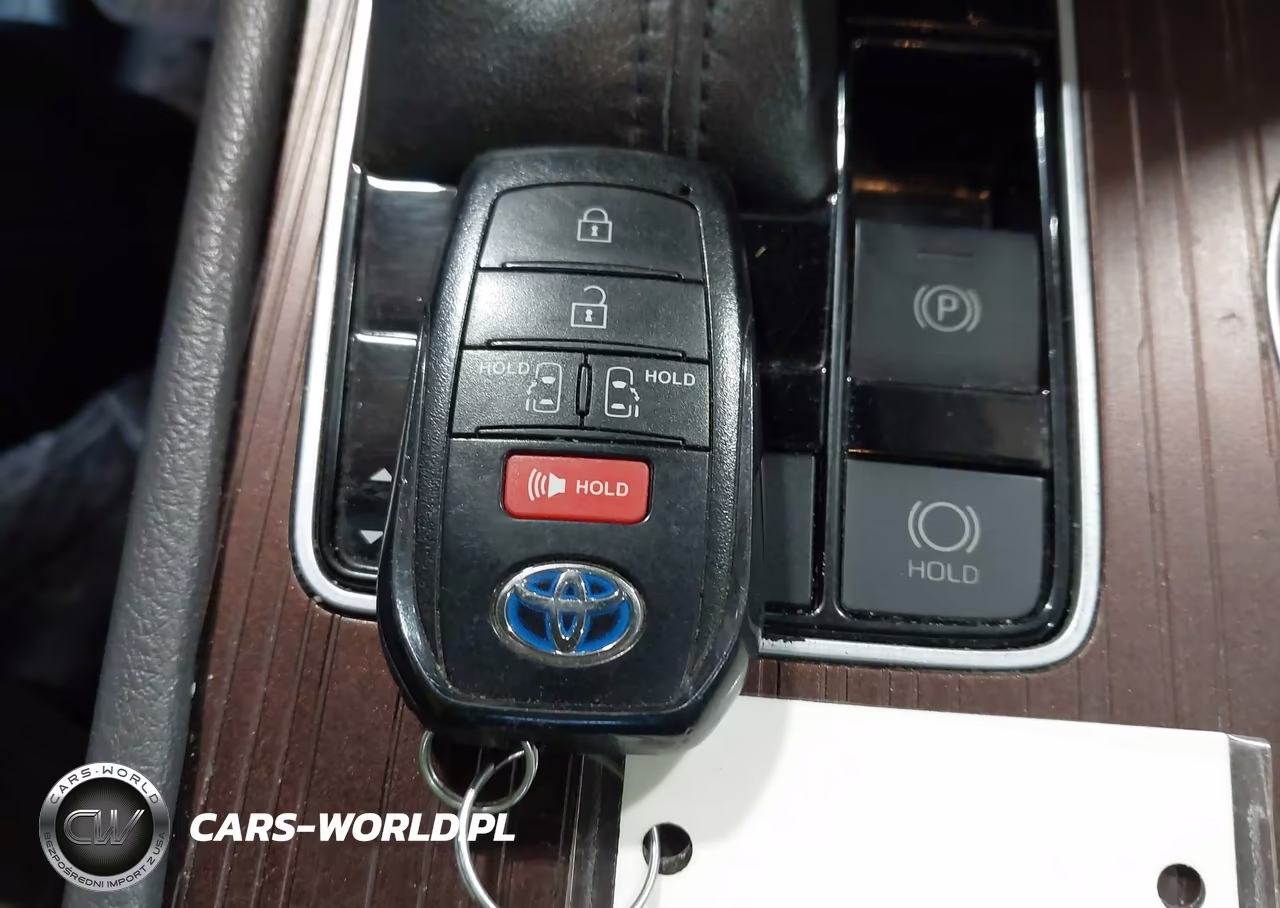 2022 Toyota Sienna Le VIN:5TDKSKFC8NS065960 - 11