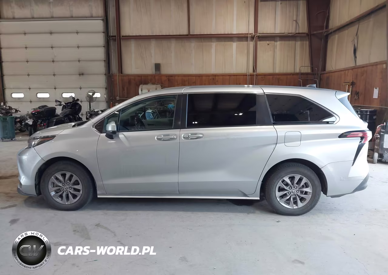 2022 Toyota Sienna Le VIN:5TDKSKFC8NS065960 - 14