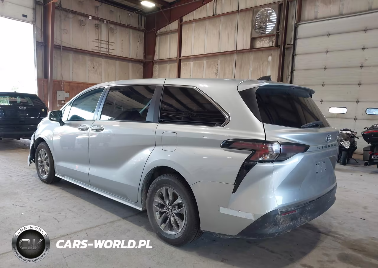 2023 Toyota Sienna Le VIN:5TDKRKEC3PS165870 - 3