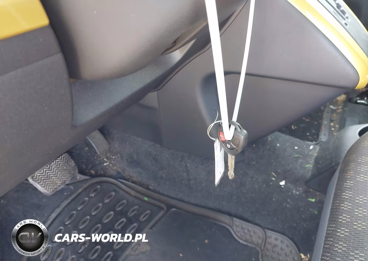 2008 Scion Xb VIN:JTLKE50E881054191 - 11