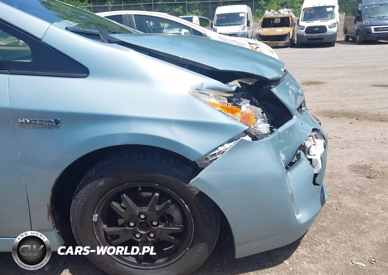 2014 Toyota Prius VIN:JTDKN3DU1E1804916 - 18