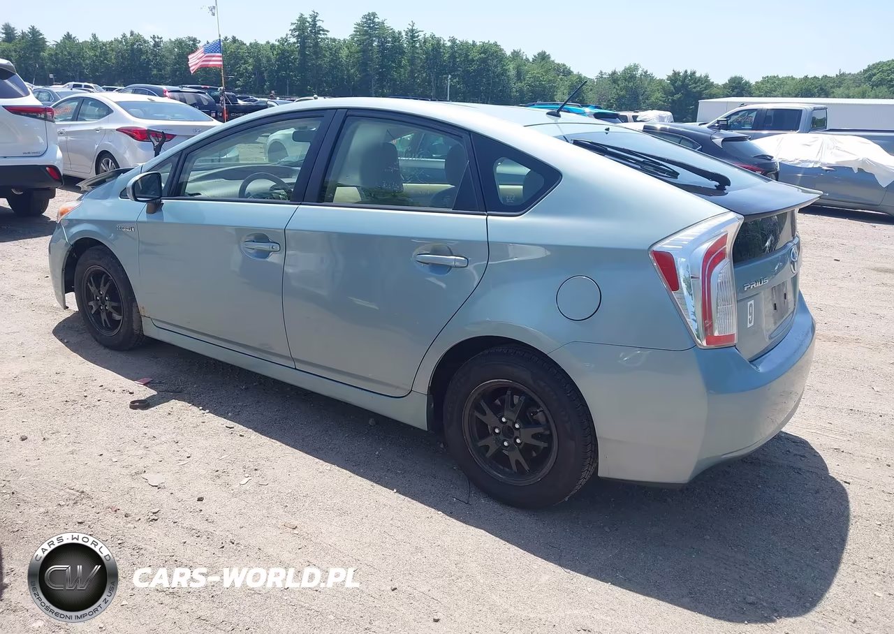 2014 Toyota Prius VIN:JTDKN3DU1E1804916 - 3