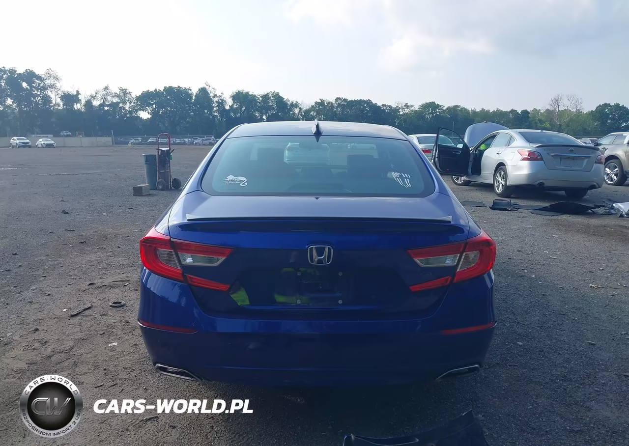 2022 Honda Accord Sport VIN:1HGCV1F30NA112922 - 17