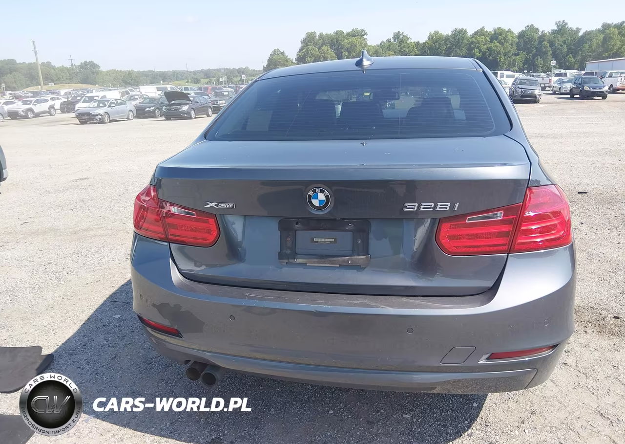 2015 BMW 328I xDrive VIN:WBA3B5C57FF959555 - 16