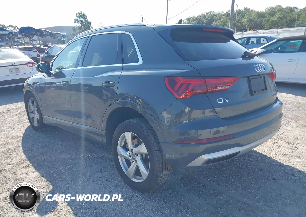 2020 Audi Q3 Premium Plus 45 Tfsi Quattro Tiptronic VIN:WA1BECF39L1040504 - 3