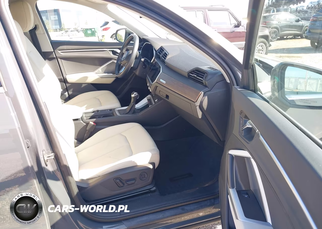 2020 Audi Q3 Premium Plus 45 Tfsi Quattro Tiptronic VIN:WA1BECF39L1040504 - 5