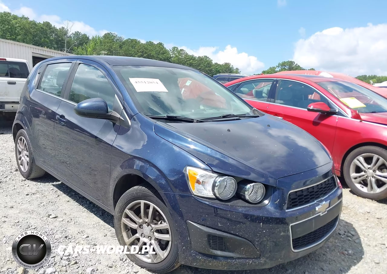 2016 Chevrolet Sonic Lt Auto – zdjęcie 1 z 12