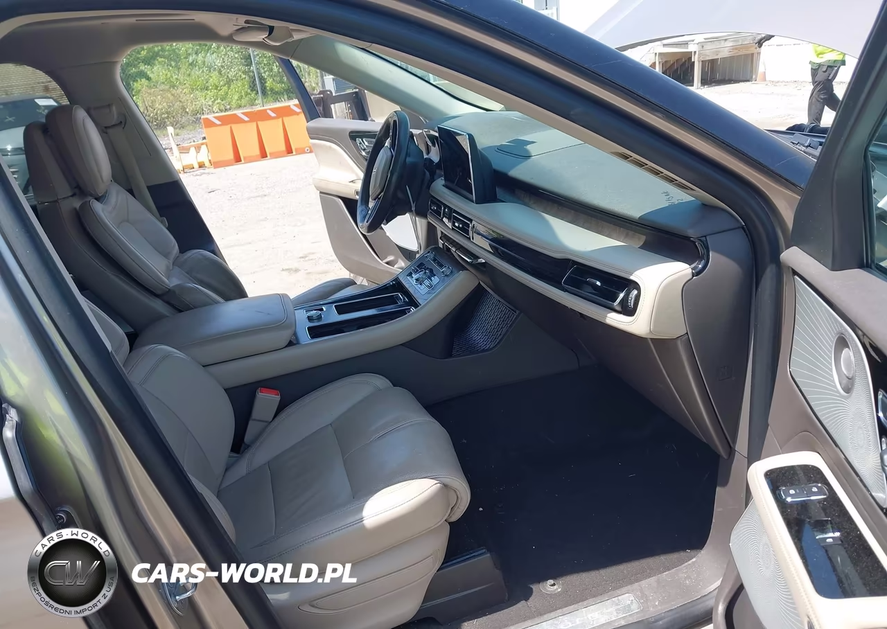 2020 Lincoln Aviator Reserve VIN:5LM5J7XC3LGL32207 - 5