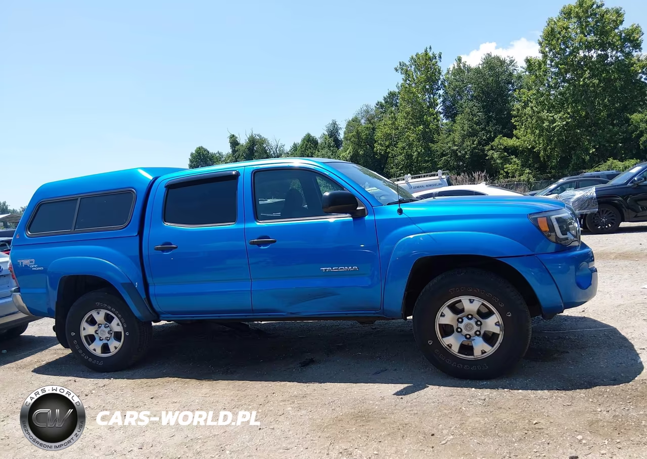 2011 Toyota Tacoma Base V6 VIN:3TMLU4ENXBM074619 - 13