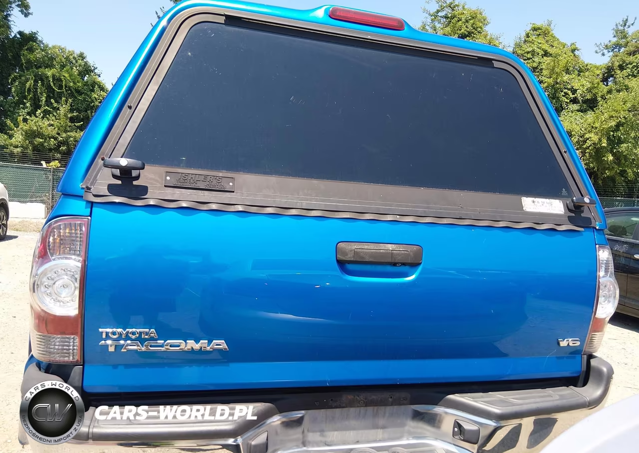 2011 Toyota Tacoma Base V6 VIN:3TMLU4ENXBM074619 - 16