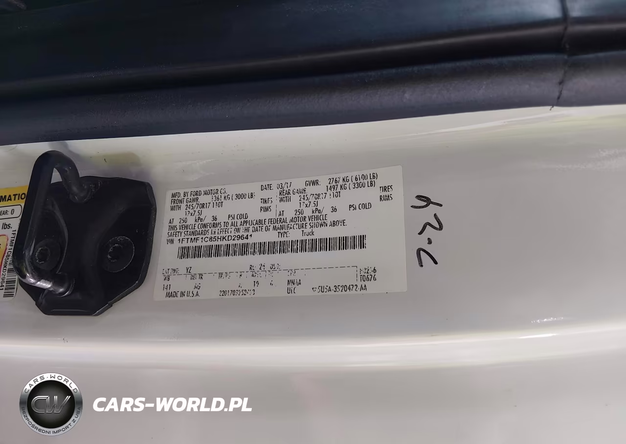 2017 Ford F-150 Xl VIN:1FTMF1C85HKD29641 - 9