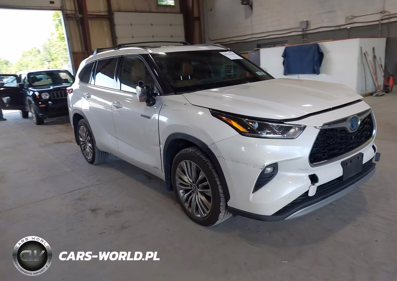 2021 Toyota Highlander Hybrid Platinum
