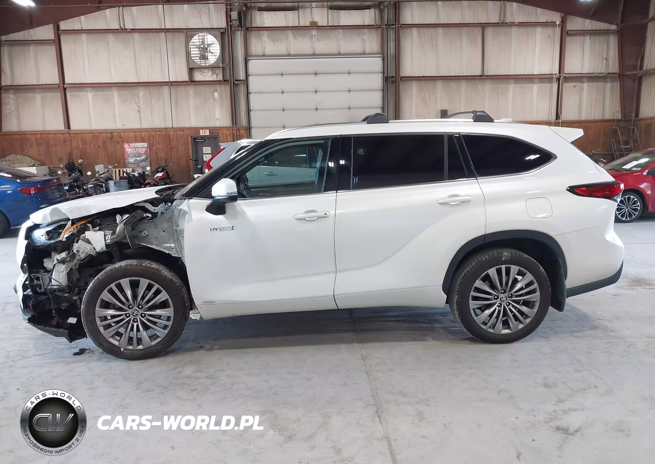 2021 Toyota Highlander Hybrid Platinum VIN:5TDEBRCH5MS058050 - 14