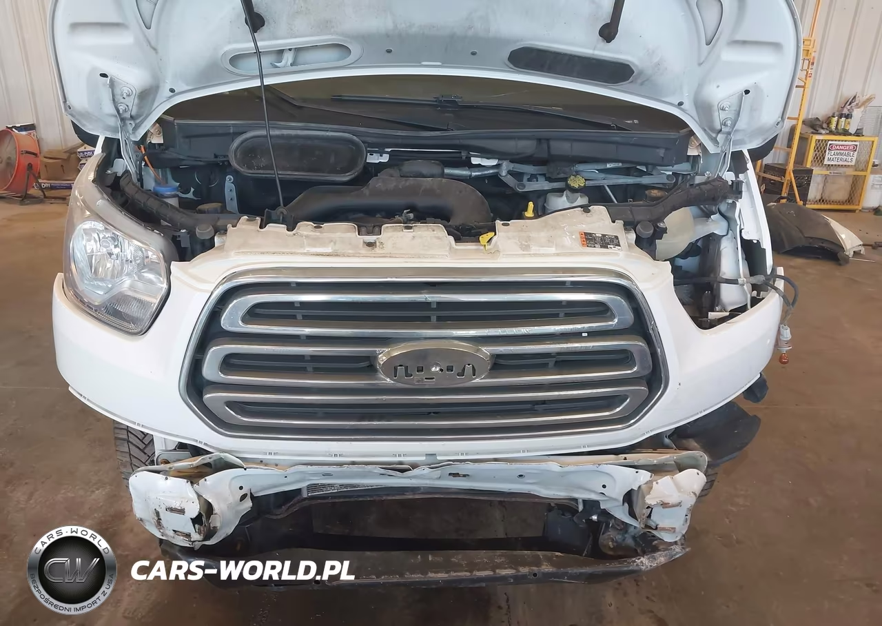 2018 Ford Transit-250 VIN:1FTYR1ZM1JKB38012 - 10