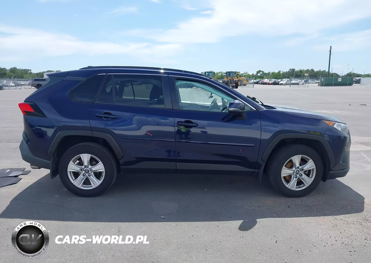 2020 Toyota Rav4 Xle VIN:2T3W1RFV3LW059168 - 13