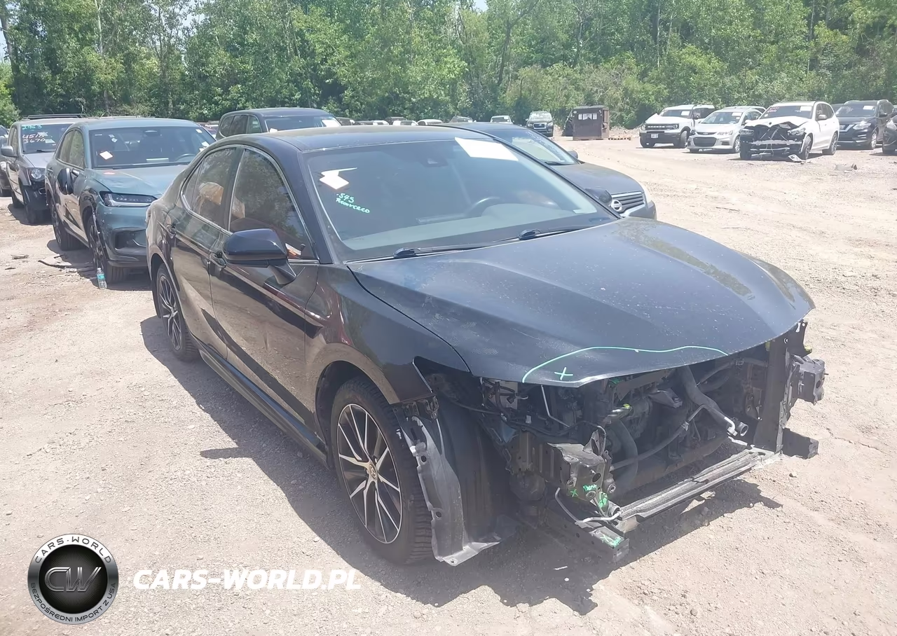 2021 Toyota Camry Se – zdjęcie 1 z 17