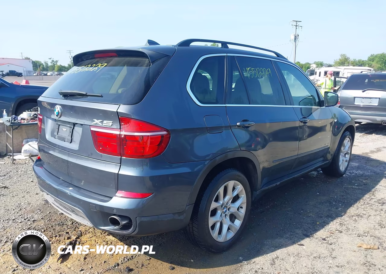 2013 BMW X5 xDrive35I-xDrive35I Premium-xDrive35I Sport Activity VIN:5UXZV4C56DL992431 - 4