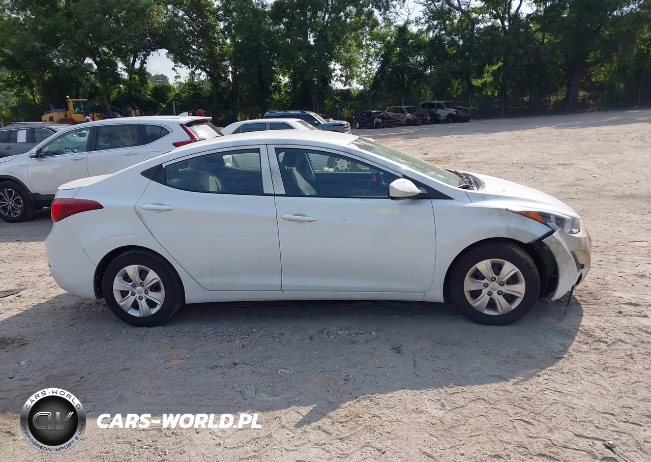 2016 Hyundai Elantra Se VIN:5NPDH4AE1GH753299 - 13
