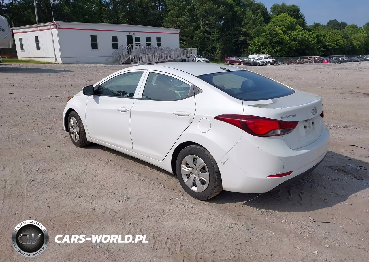 2016 Hyundai Elantra Se VIN:5NPDH4AE1GH753299 - 3
